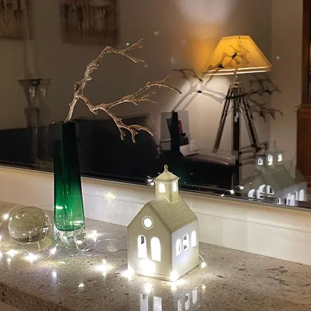 - Zentrumsnah, Eigener Parkplatz Und Großer Balkon Ins Grüne Apartamento