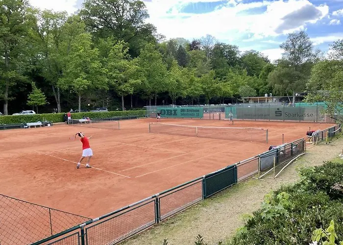 Apartamento - Zentrumsnah, Eigener Parkplatz Und Großer Balkon Ins Grüne