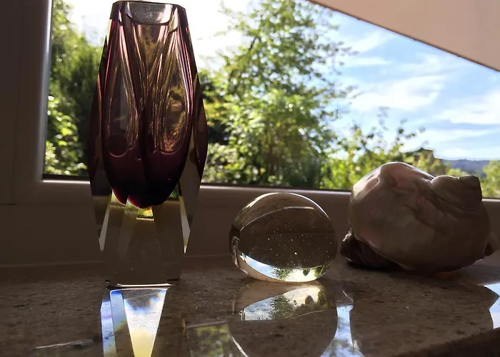 - Zentrumsnah, Eigener Parkplatz Und Großer Balkon Ins Grüne * Baden-Baden